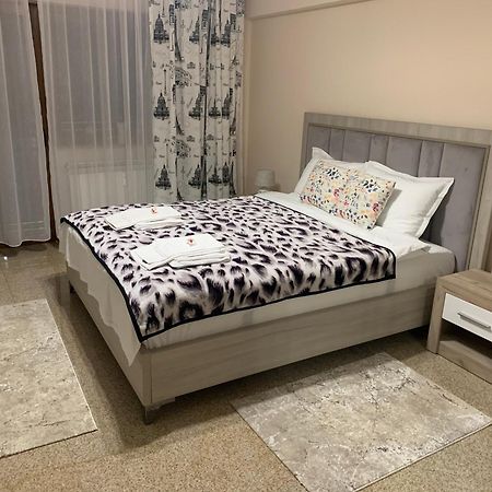 Appartamento Minerva Ultracentral Craiova Esterno foto
