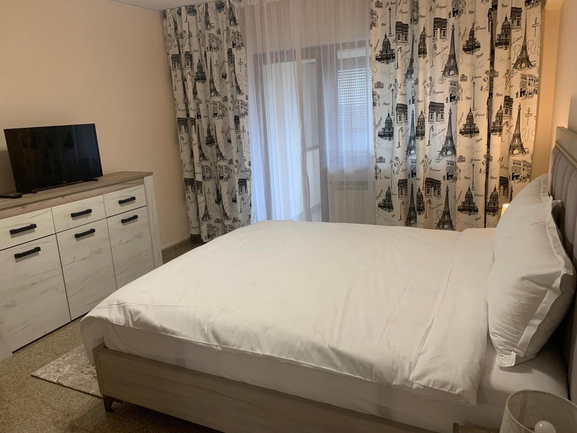 Appartamento Minerva Ultracentral Craiova Esterno foto